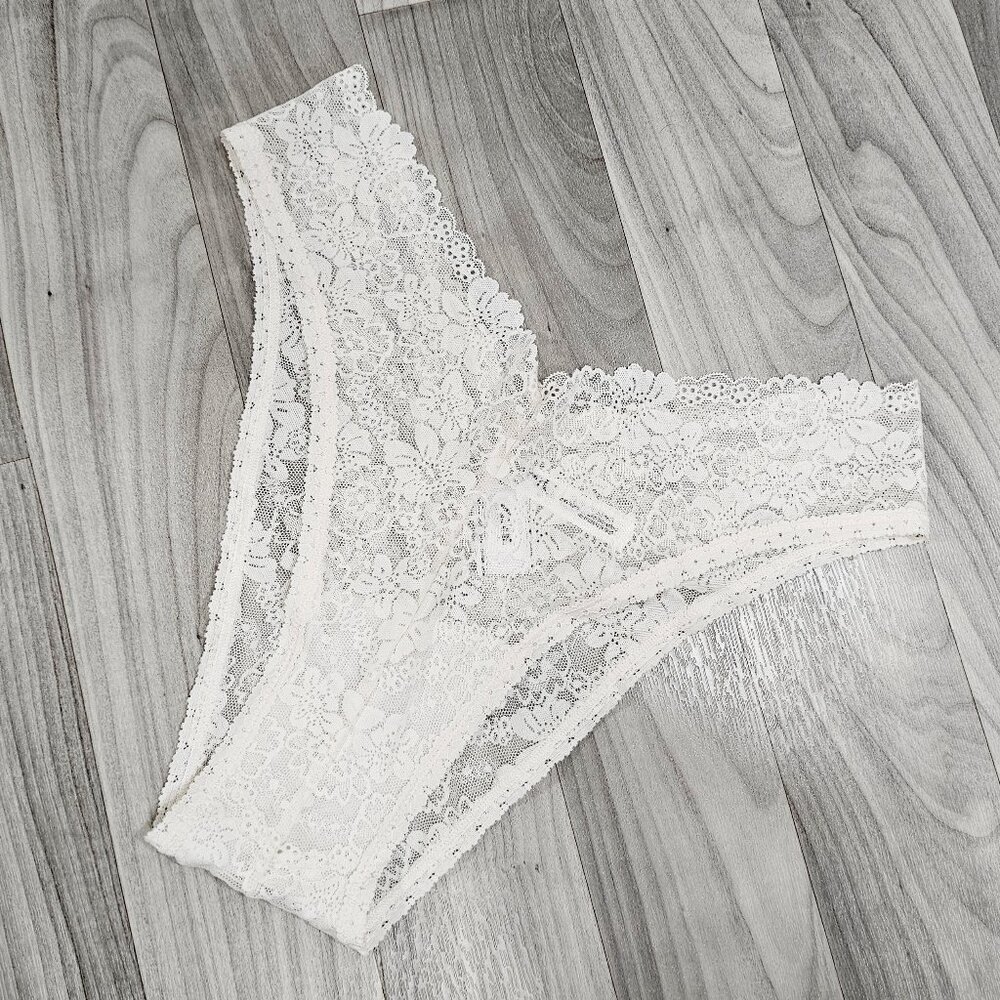 PINK Victoria's Secret Wink V-Front Lace Brazilian Panty, Coconut White